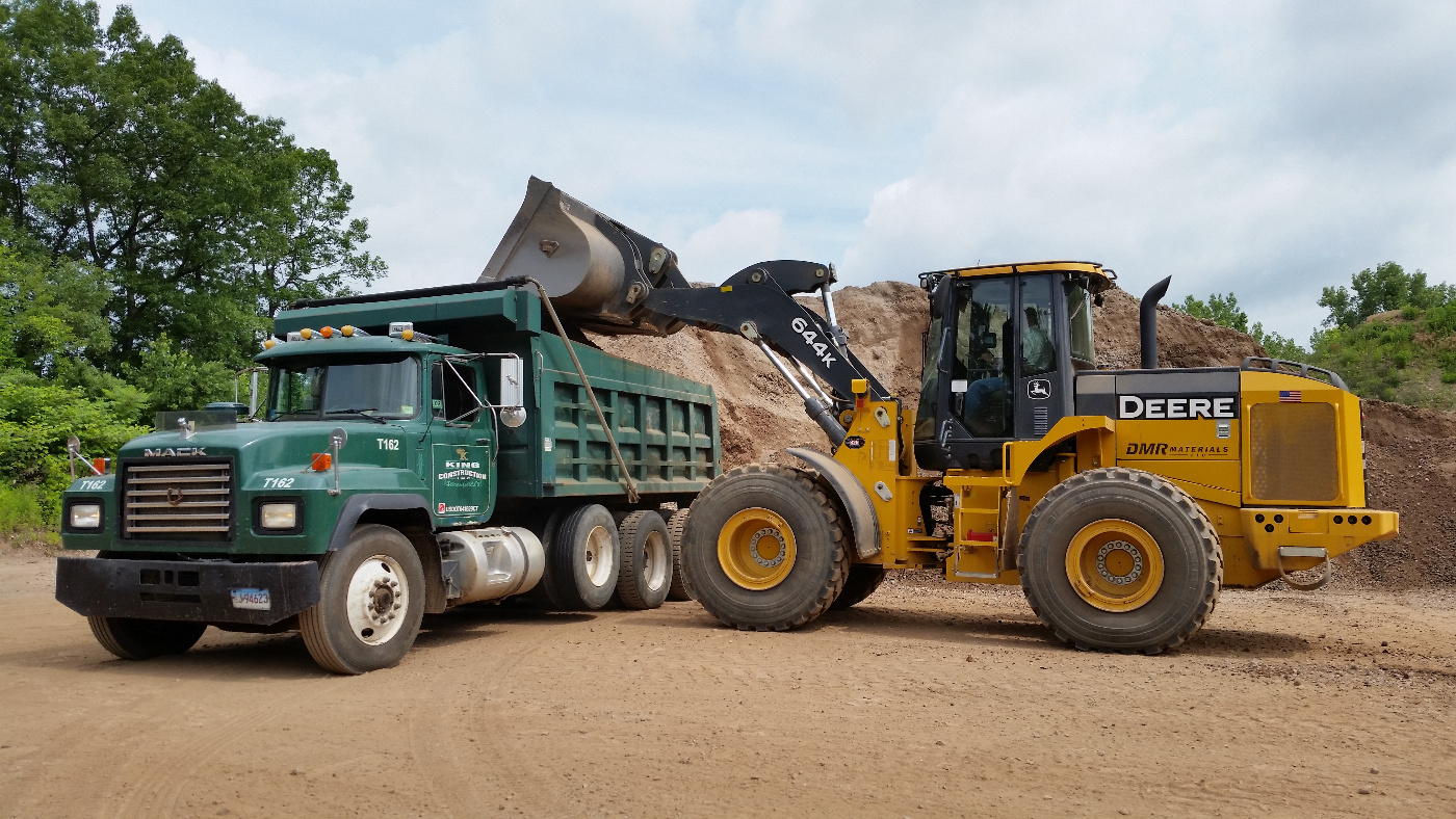 纽约斗牛犬:美国mack卡车品鉴