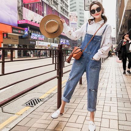 背带裤配什么上衣好看? 配衬衫雪纺衫T恤这些
