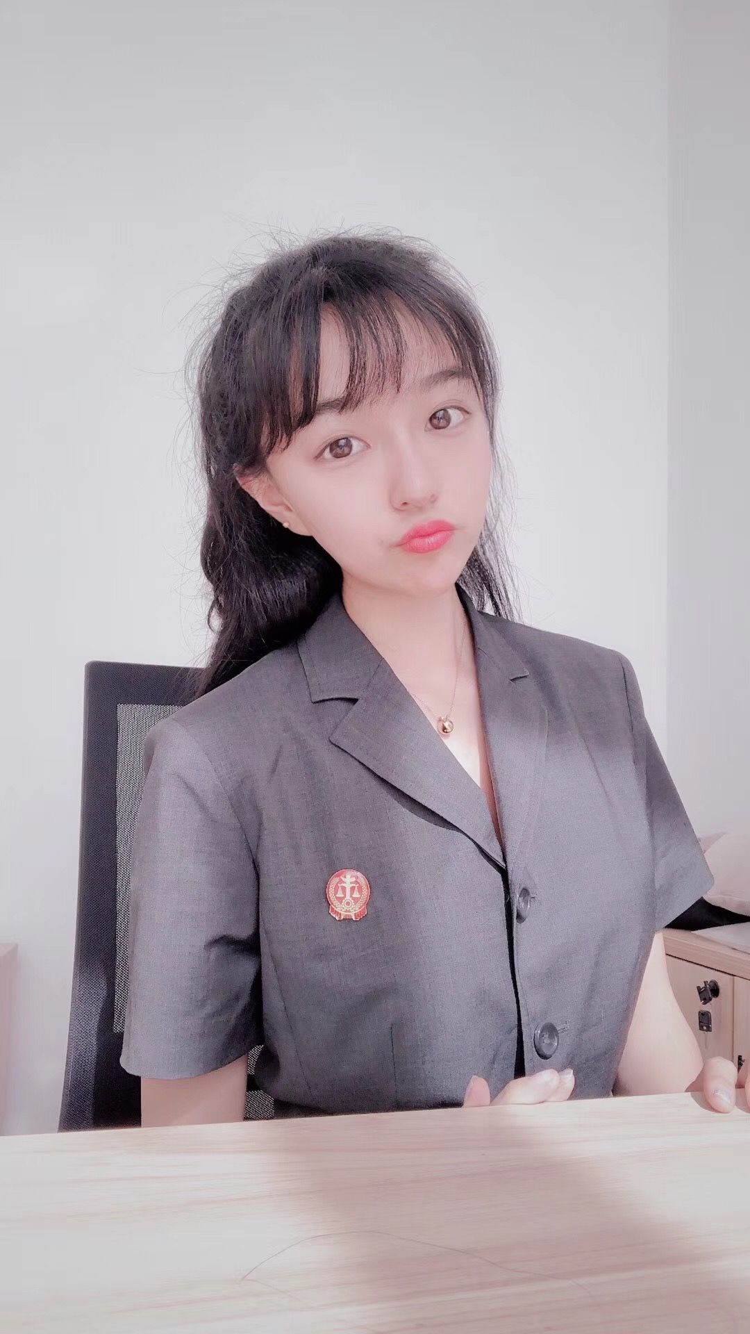 坐标长沙 就读于湘潭大学法学院 国家二级田径