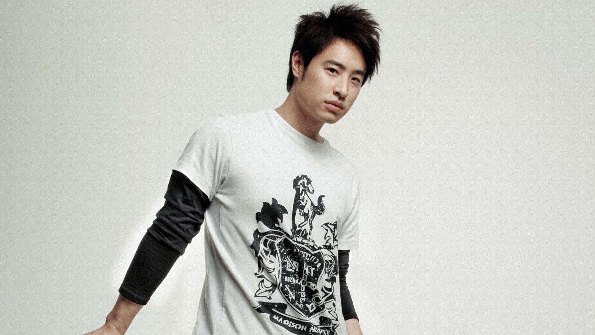 潘玮柏否认恋情,只喜欢音乐,不喜欢空姐?吴昕还有希望!