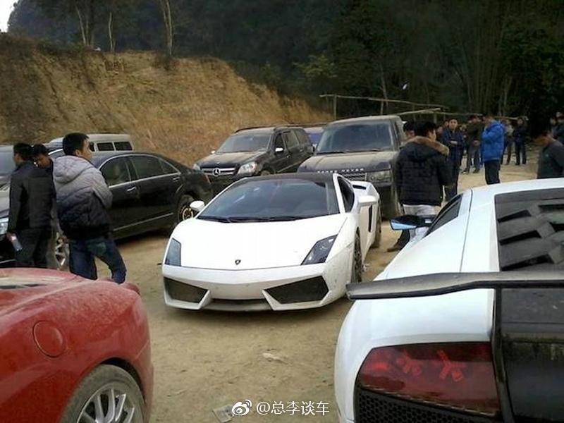 缅甸和老挝边境地区有很多人大面积种植香蕉