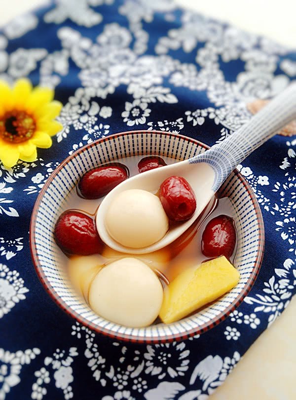 红枣姜汤圆的做法