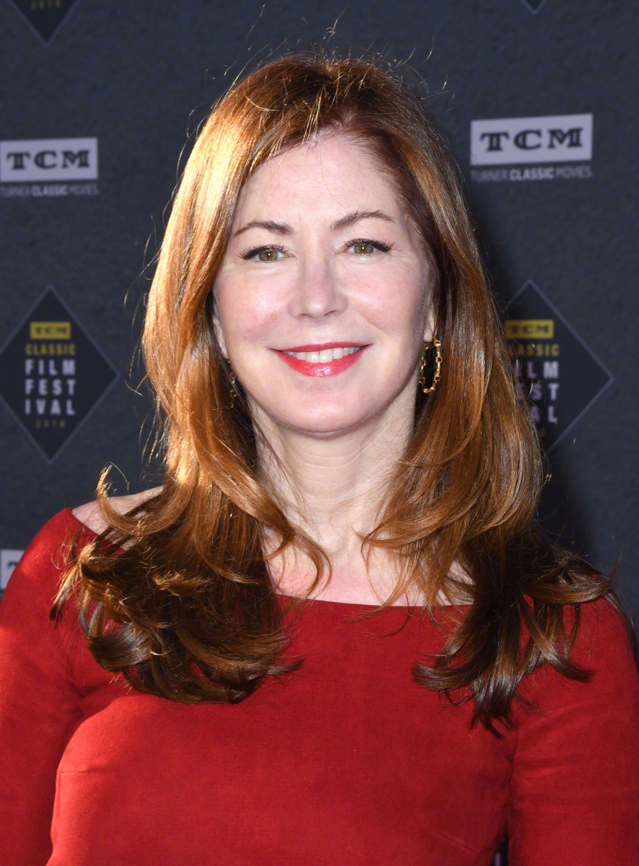 danadelany绝望的主妇逝者之证身穿红裙