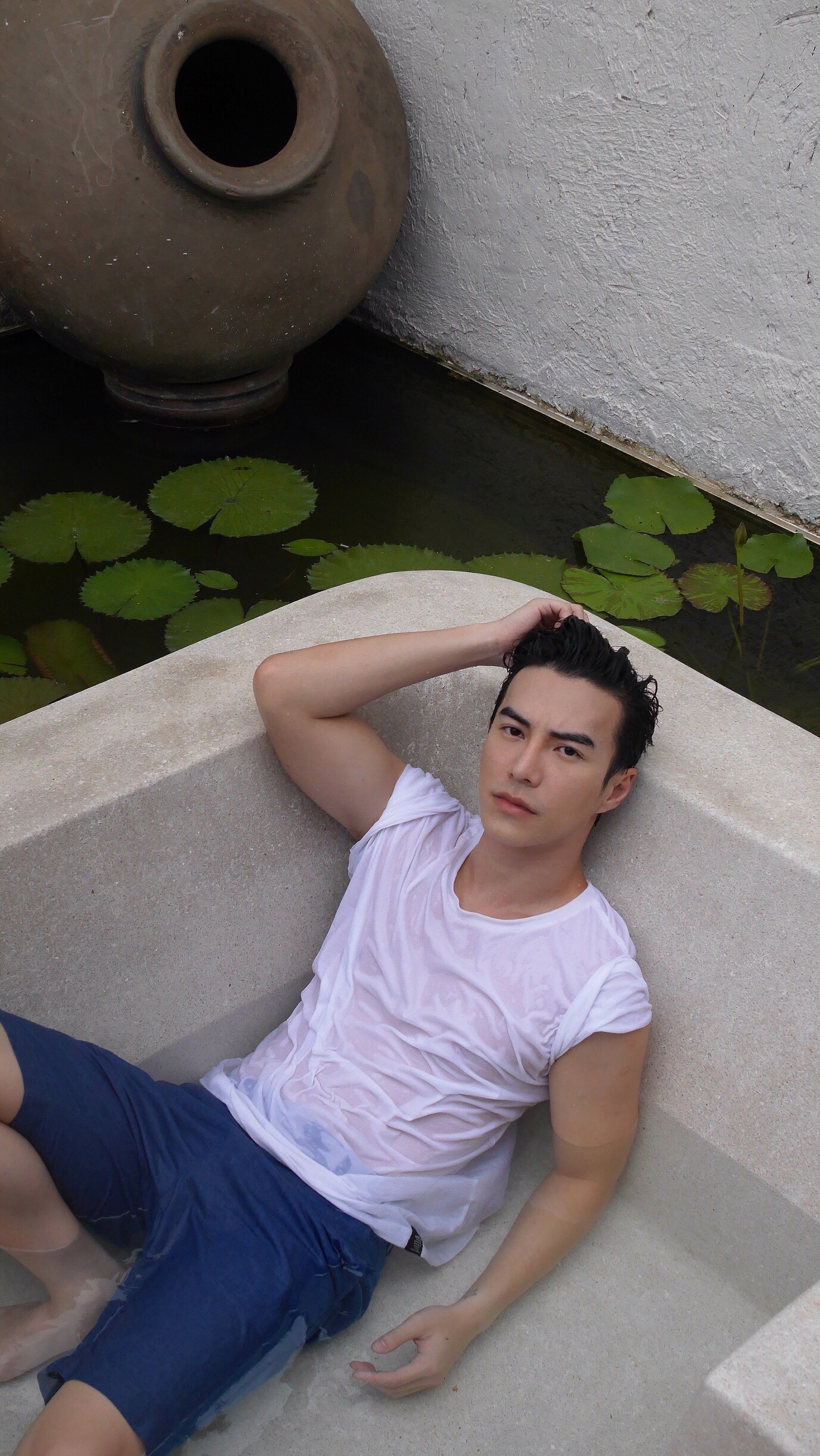 出了《延禧攻略》的海兰察王冠逸,现代装你还认识吗.