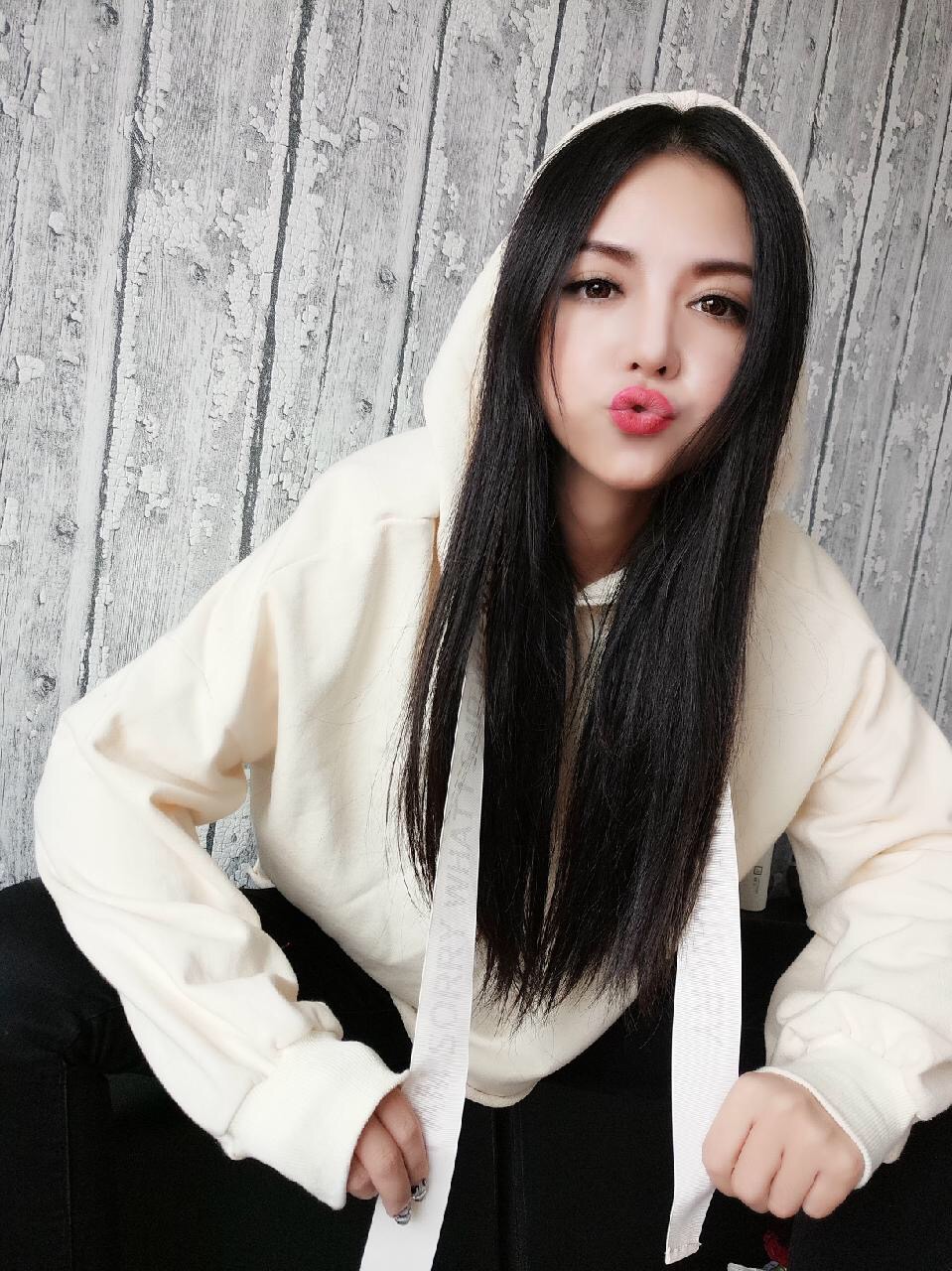 李佳妮青岛黄海学院170cm50kg喜欢唱歌旅游交朋友希望找个人