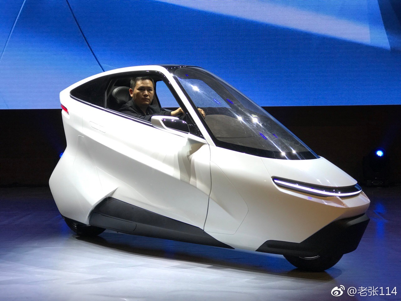 今天上午10点多开车出门,近12点赶到望京soho-新浪汽车