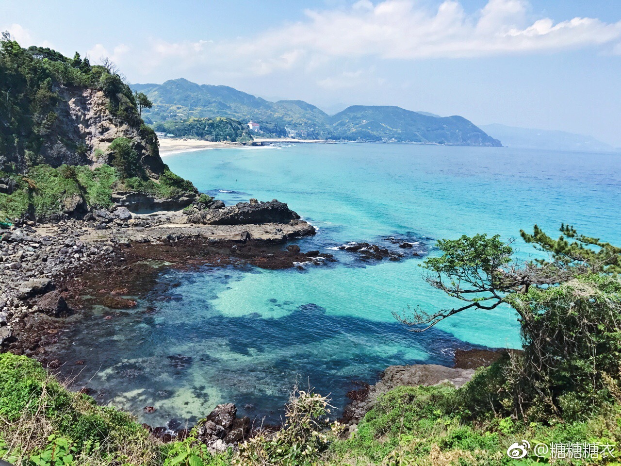 超级喜欢白滨神社的海上鸟居和这里海水的颜色美到窒息