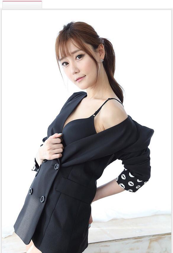 清爽可人职业装诱惑崔瑟琪