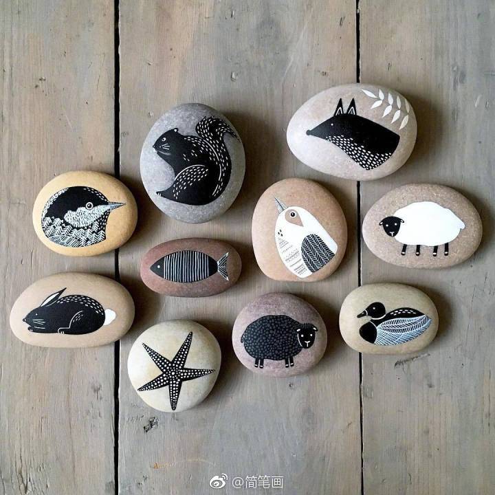 小清新黑白石头画