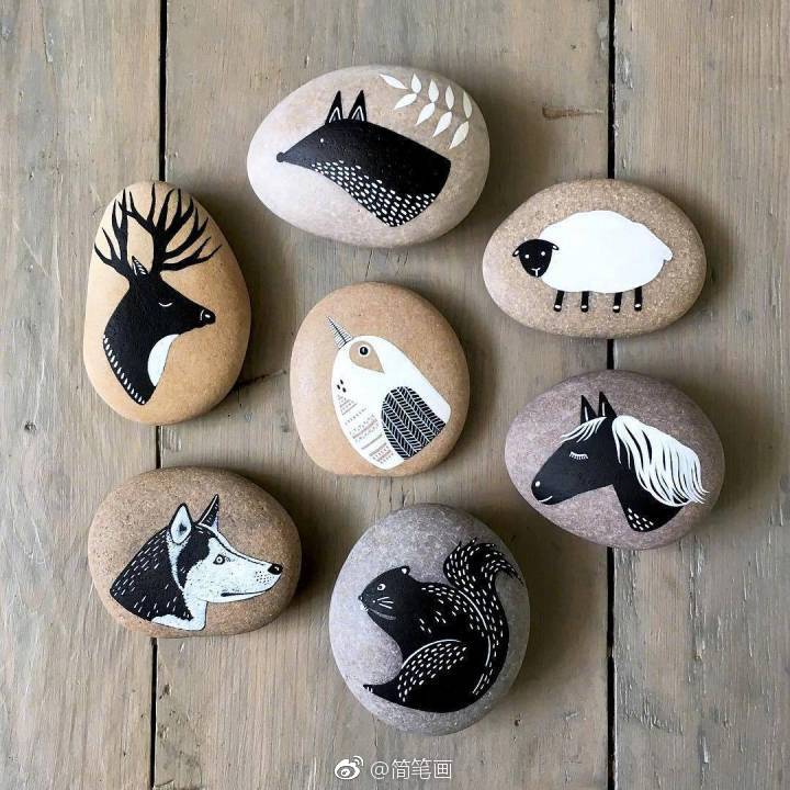 小清新黑白石头画