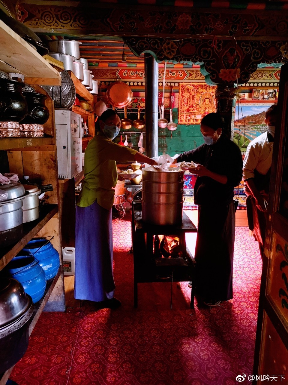 江达县岗托村的丰盛午餐|牦牛肉|酥油茶|青稞酒_新浪新闻