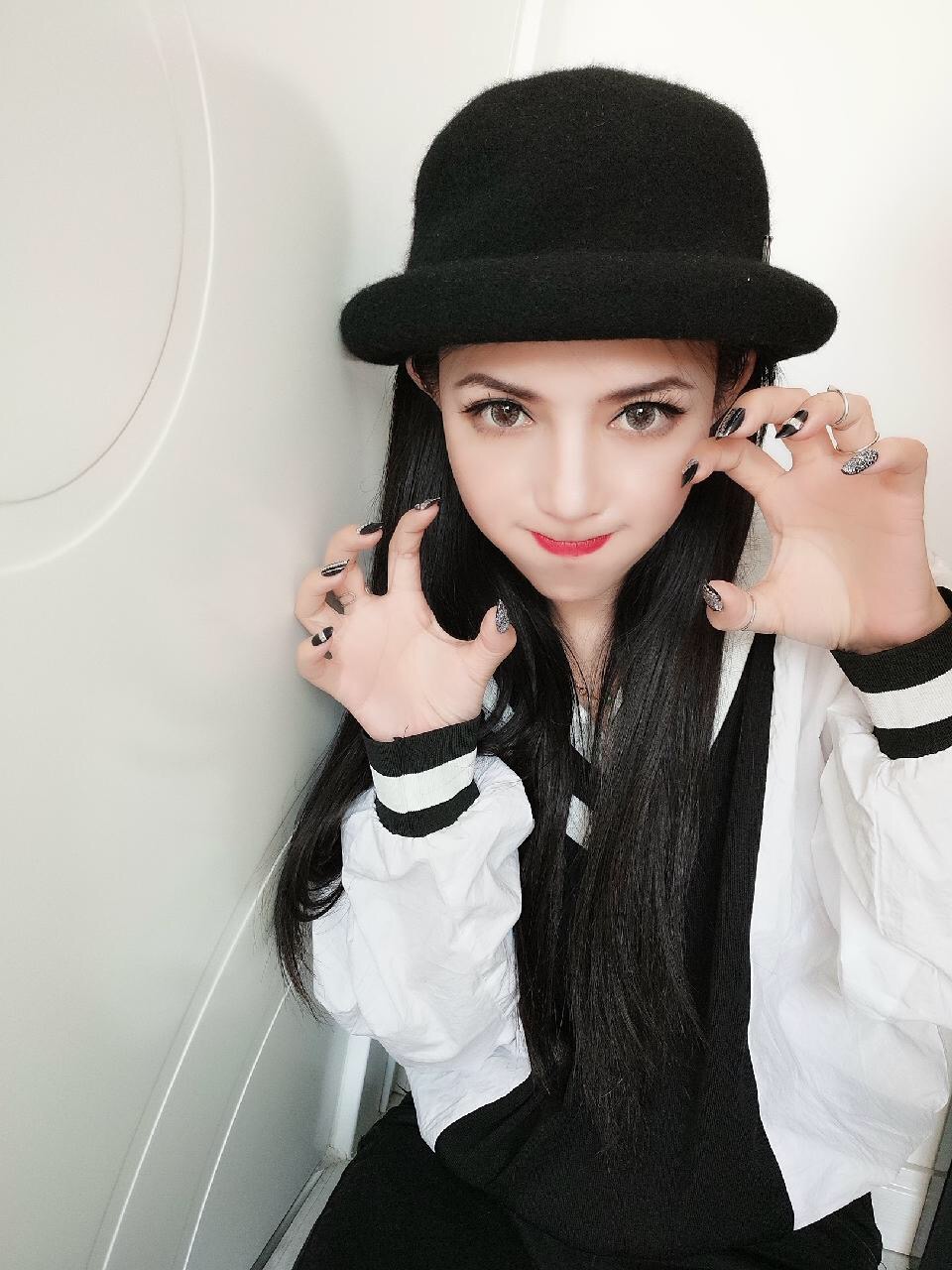 李佳妮青岛黄海学院170cm50kg喜欢唱歌旅游交朋友希望找个人