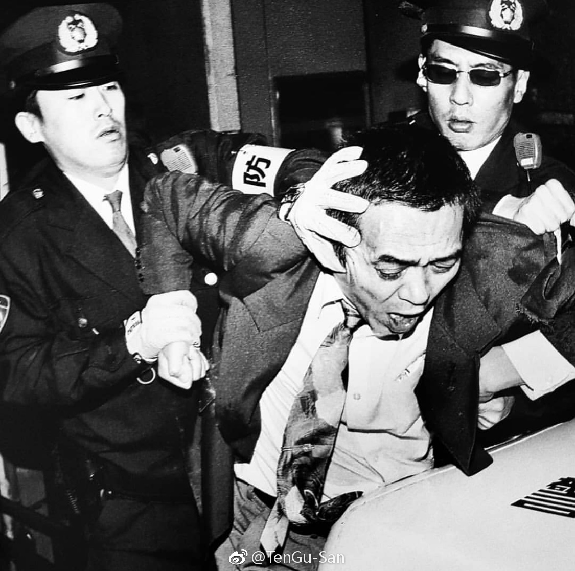 的获奖得主是韩国人梁丞佑以及他的作|新宿迷子|土门|黑社会_新浪新闻