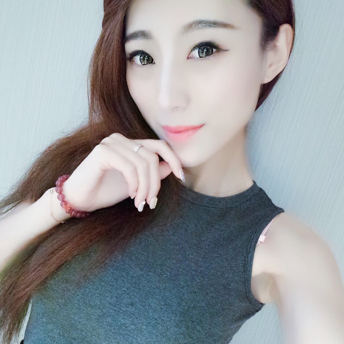 你们想不想要一个这样的美女老师devil晨晨老师