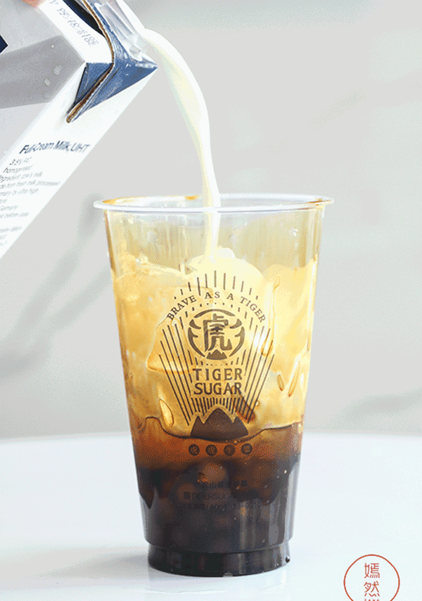 老虎山用100%不稀释的鲜奶为基底,鲜奶的那口香浓鲜滑一喝就不一样