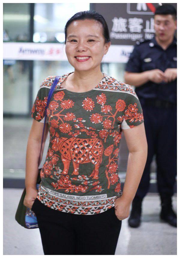 龚琳娜满脸皱纹,身体十分好!网友:真的怎样了?看起来很舒适!