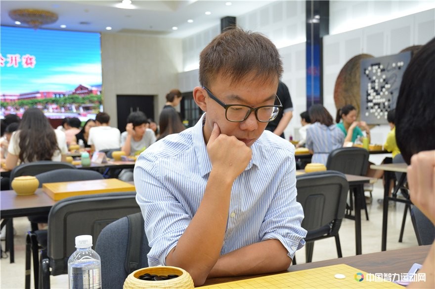 国家围棋队选拔赛程过半 李维清陈正勋保持全胜