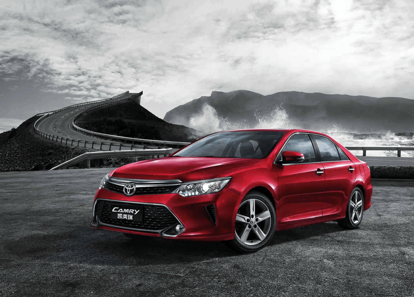 2018款全新丰田凯美瑞 豪华配置19万带回家