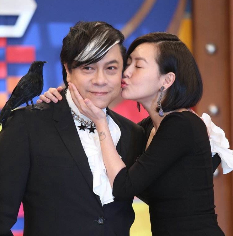 蔡康永微博发文含深意,与小s新节目快要播出?