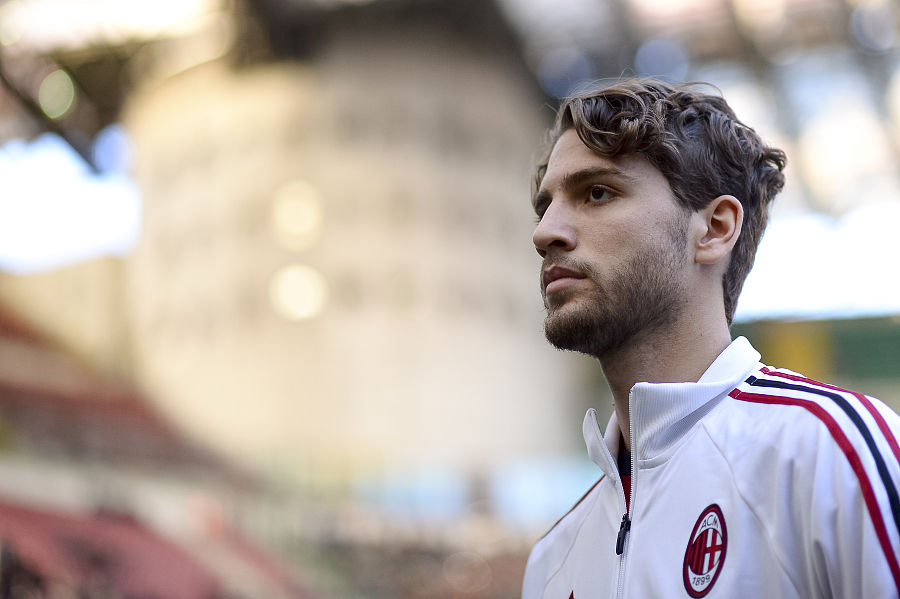 转会专家迪马济奥:洛卡特利要去萨索洛了,但米兰会加入回购条款