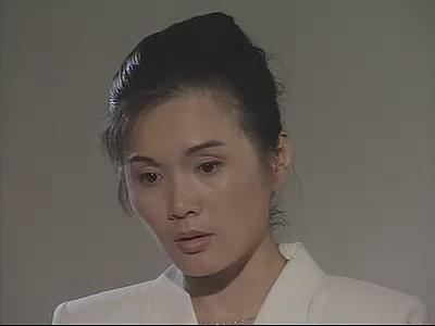 曾是千金小姐,22岁出道30岁拿视后,今嫁初恋38年恩爱如初