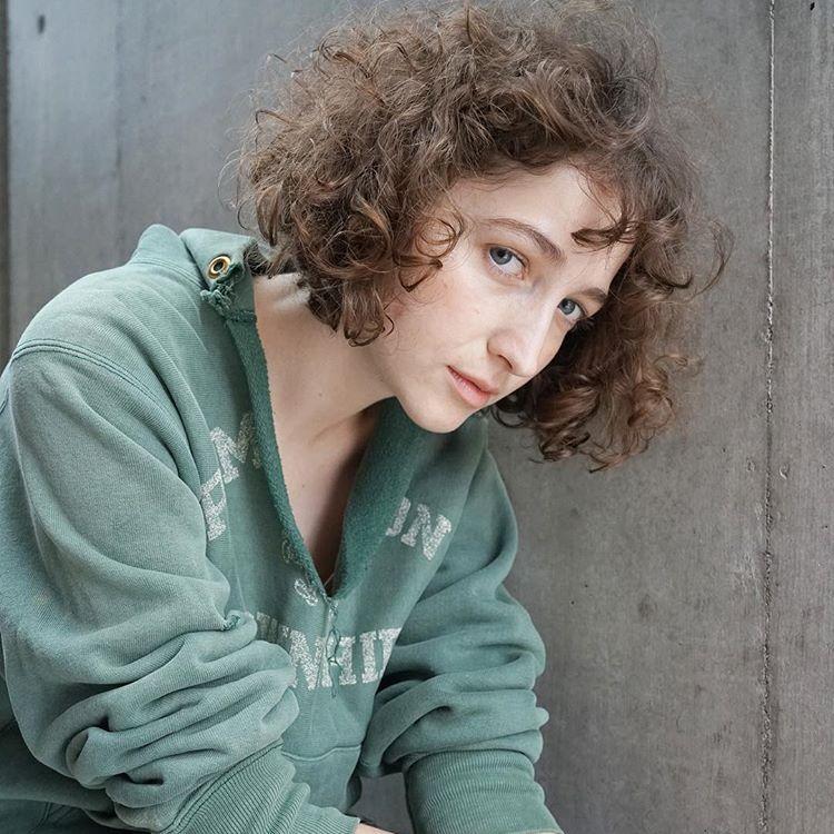 卷发的女生最有魅力,长短做卷都好看