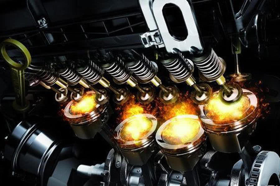 其中高温对发动机影响尤为严重: 轻则开锅,重则发动机报废.