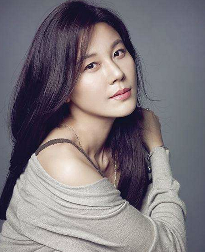 金荷娜时尚写真清新又美丽