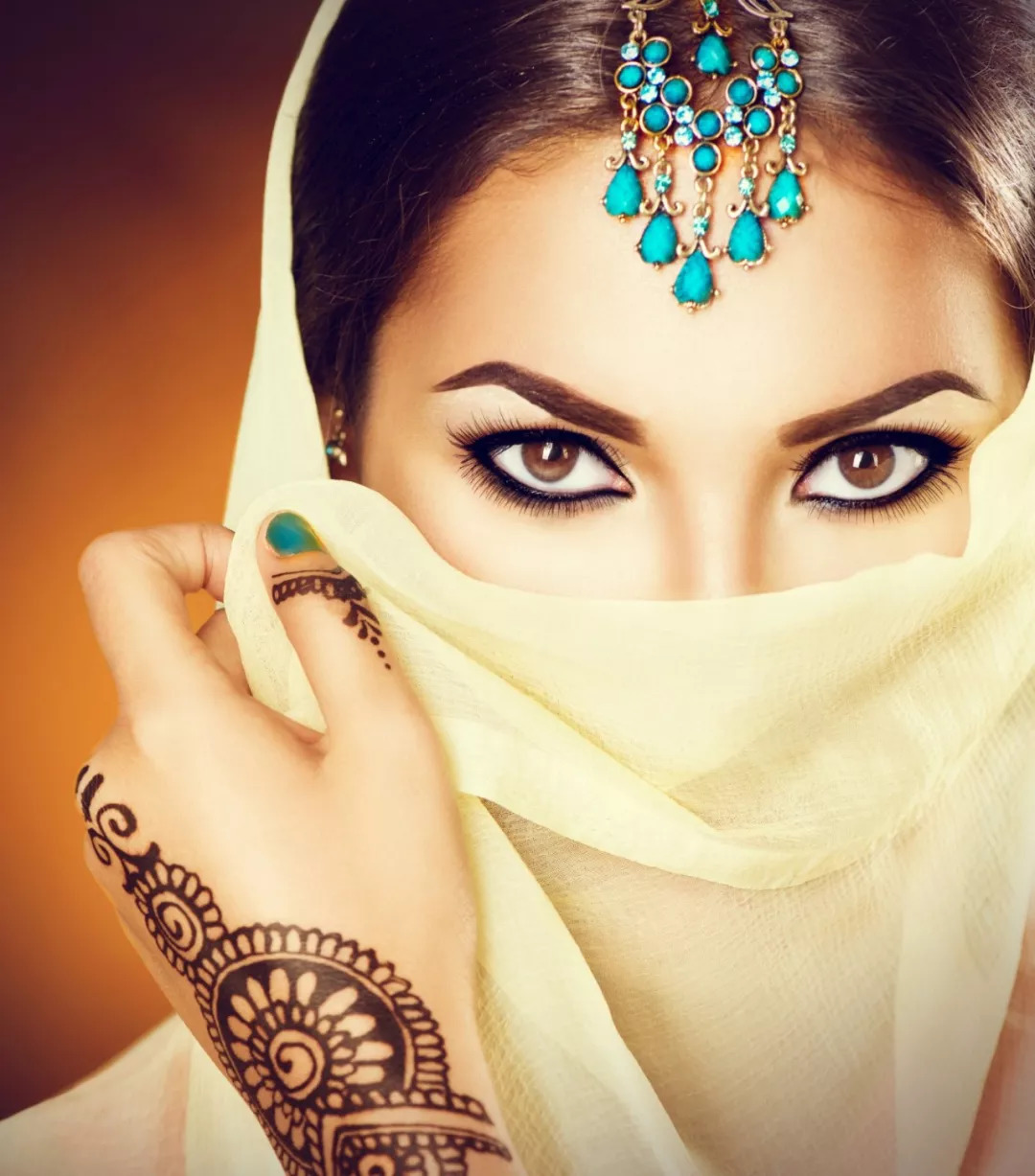 心理测试:哪个面纱女孩让人一见钟情,测你离不开哪种类型的爱人