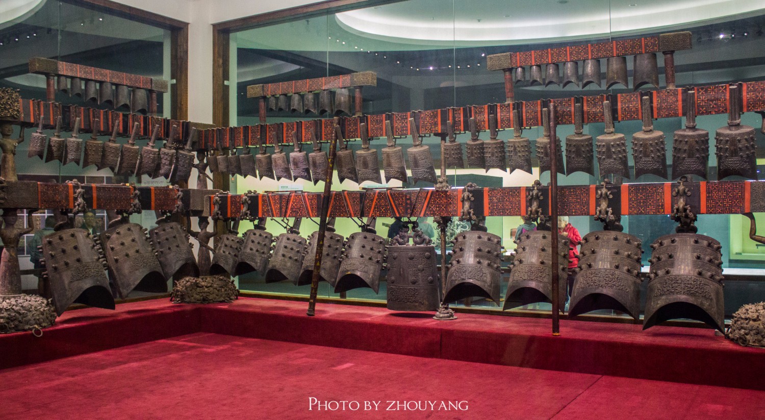 湖北的根,都镌刻在省博这一件件代表楚地荣耀的物件上|湖北省博物馆