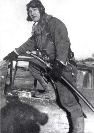 一跳伞者竟被日本民众活活打死|降落伞|飞行员|日军_新浪新闻