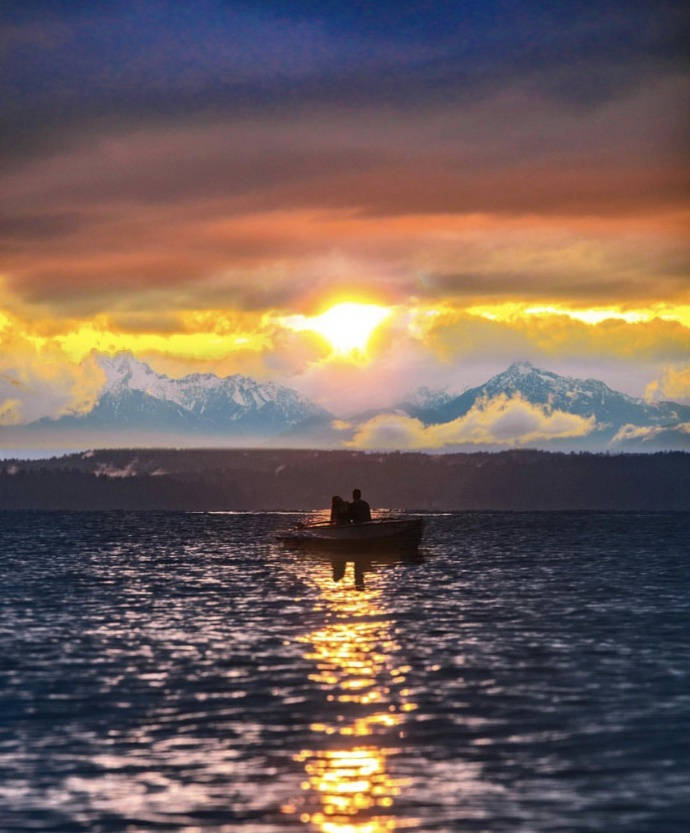 最美的风景就在眼前最爱的人就在身边