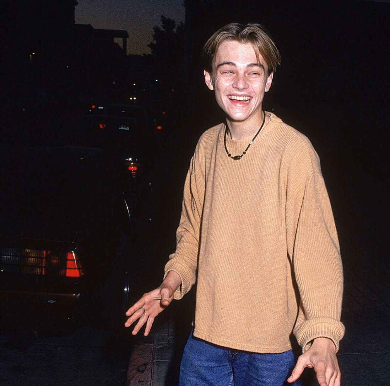 再次欣赏一下小李子年轻时的美颜0861610823