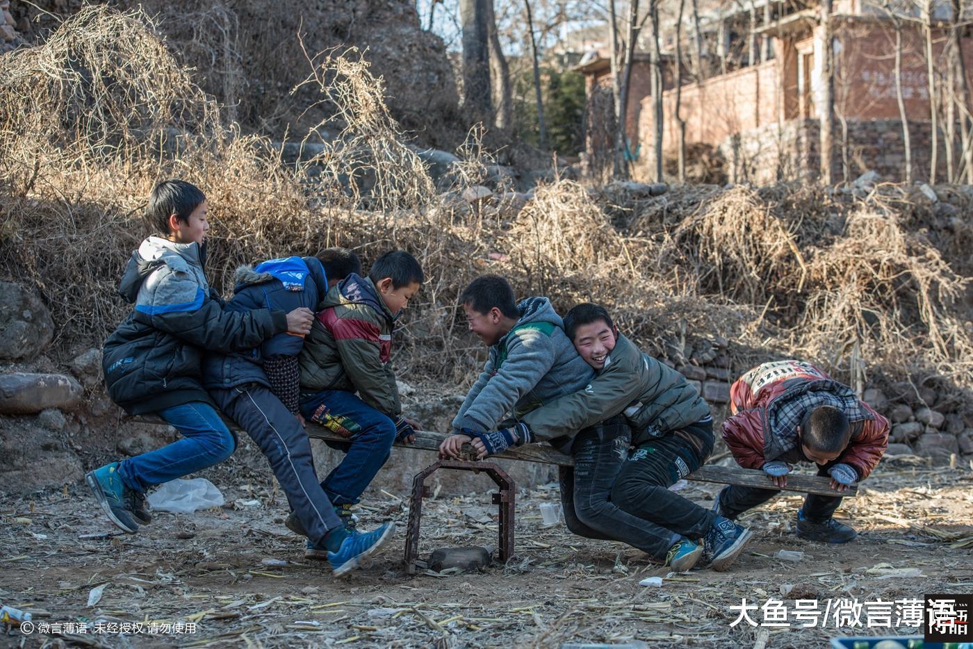 城市和农村娃的童年时光, 看到最后到底谁更快乐?