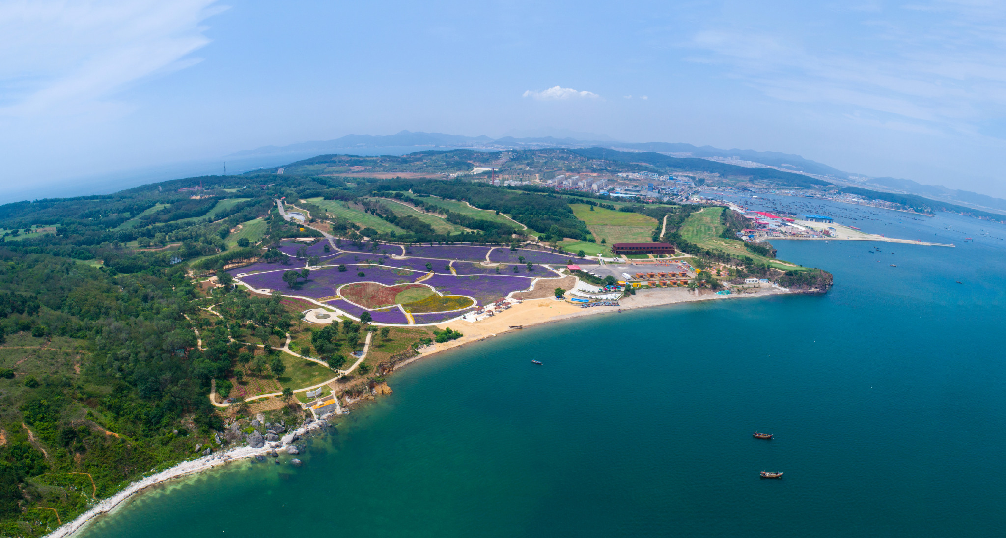 来到大金普,首先要打卡十里黄金海岸,拍网红照片晒晒晒