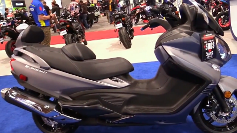 进口保时捷"小卡宴"来了,比奔驰宝马还要亲民,准备买车的有福了