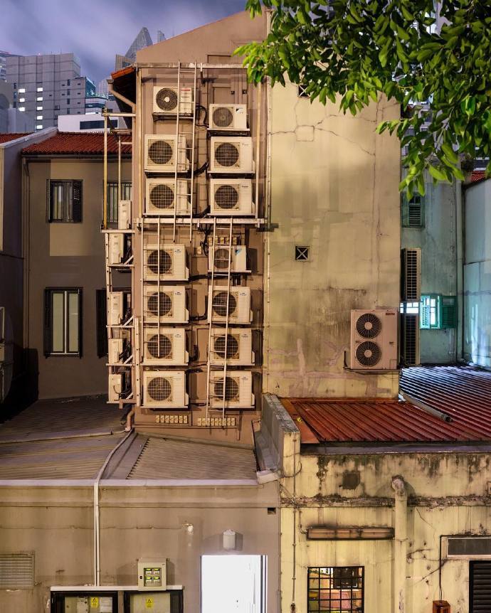 后窗| 摄影师 jordi huisman