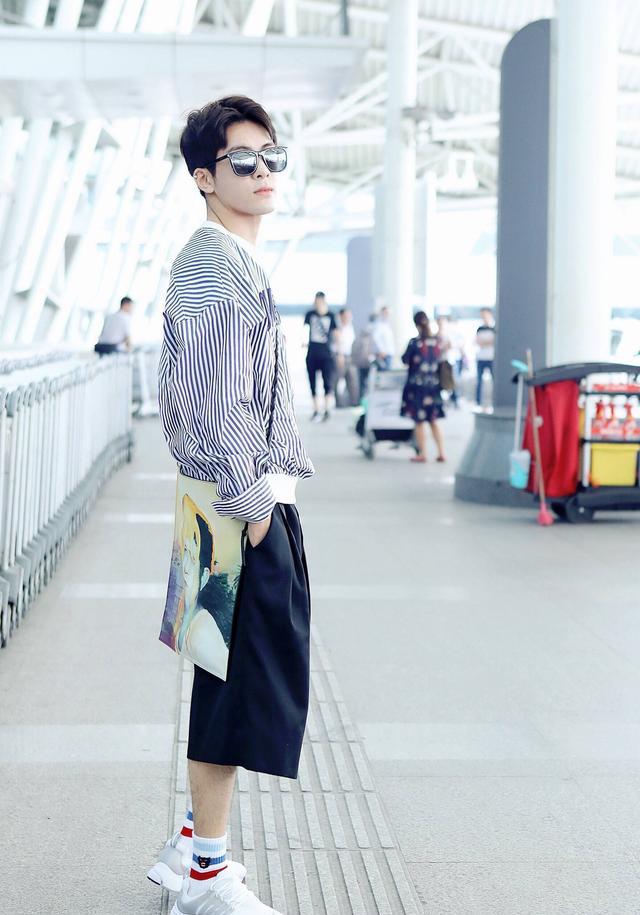 95后大眼仔曾舜晞,演技不输鹿晗,时尚驾驭力更加不输吴亦凡