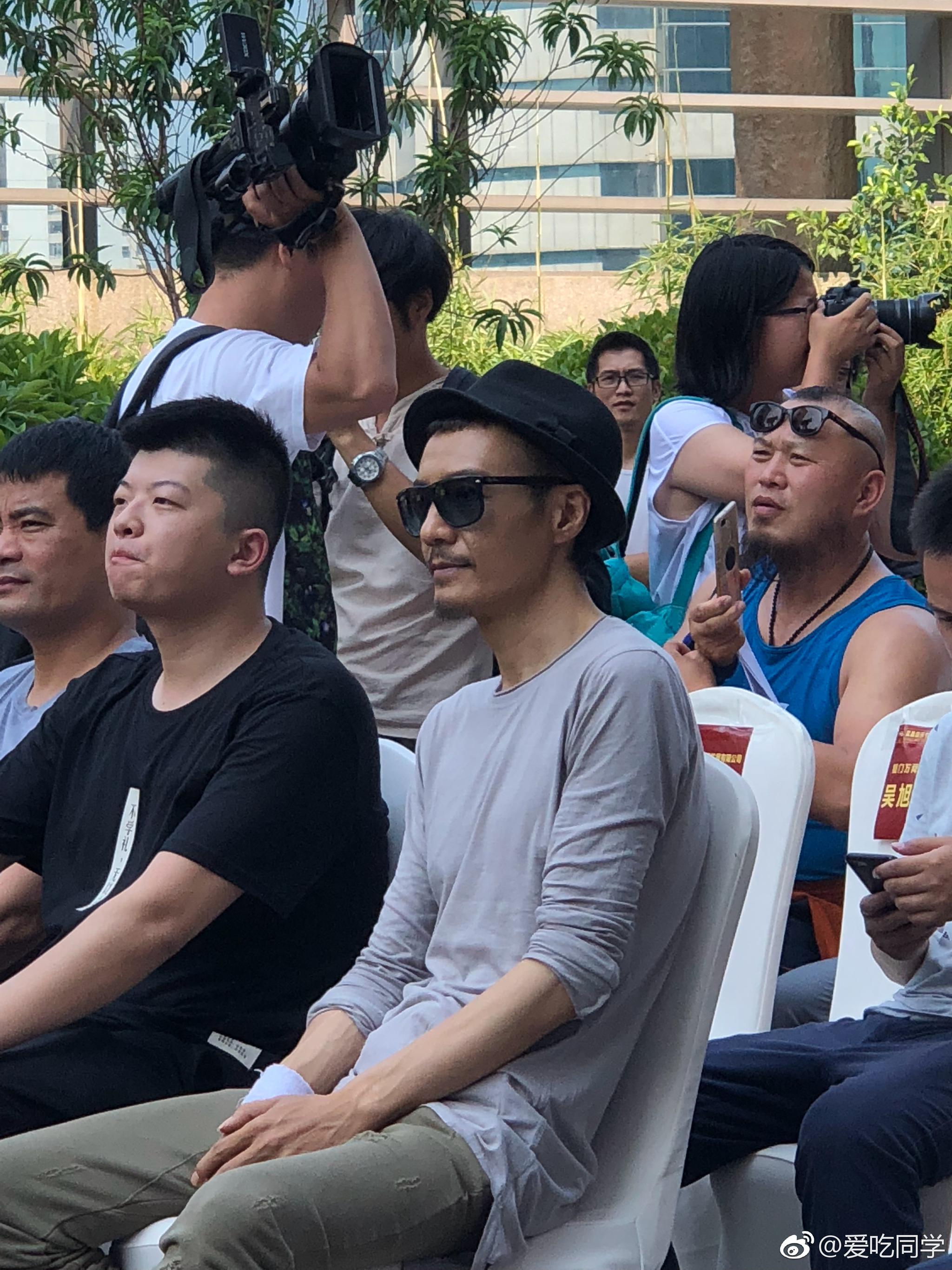 朴树和青木今天现身厦门[爱你]