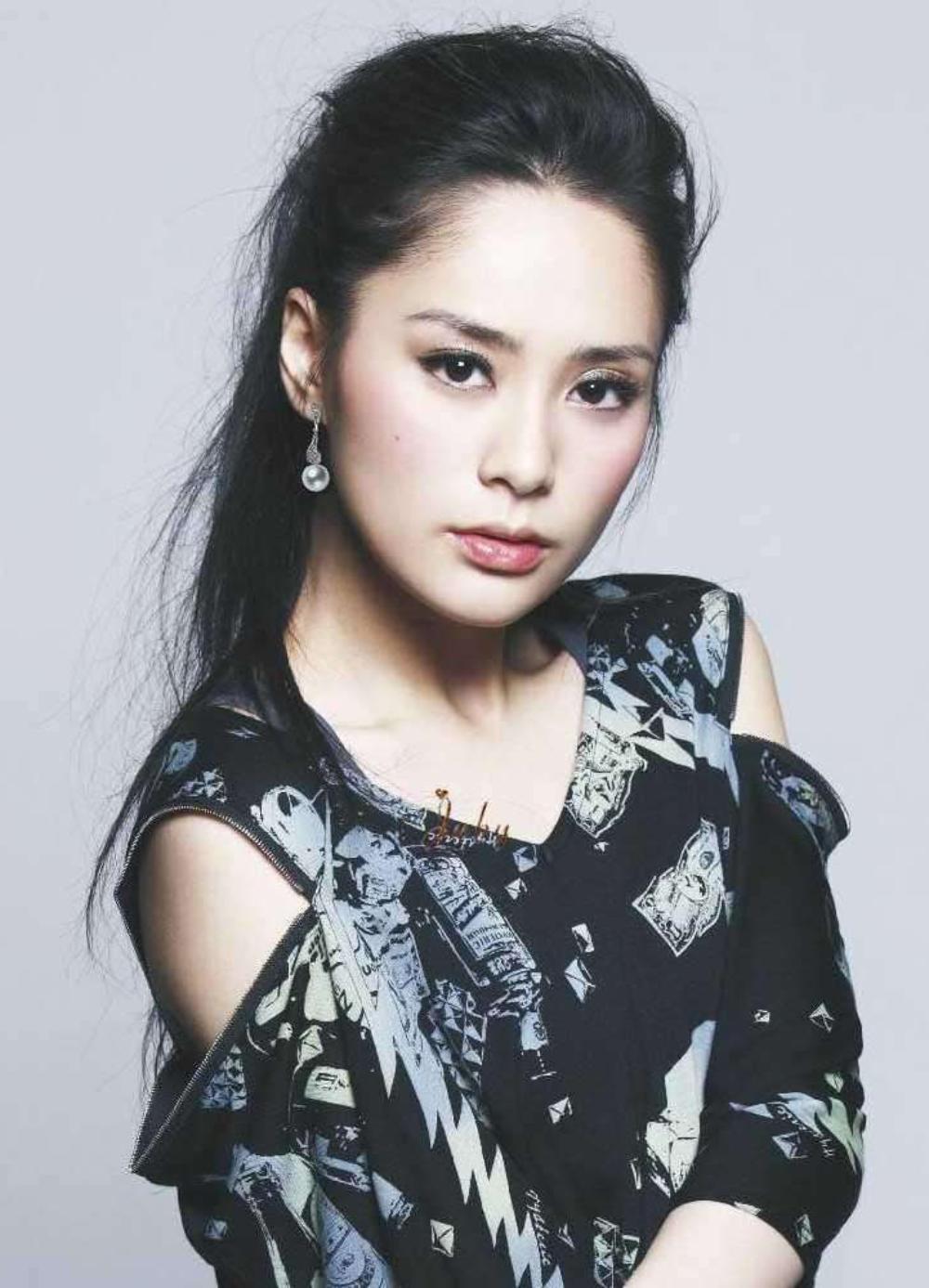 钟欣潼是你心中最完美的女星吗?|钟欣潼|女星_新浪新闻