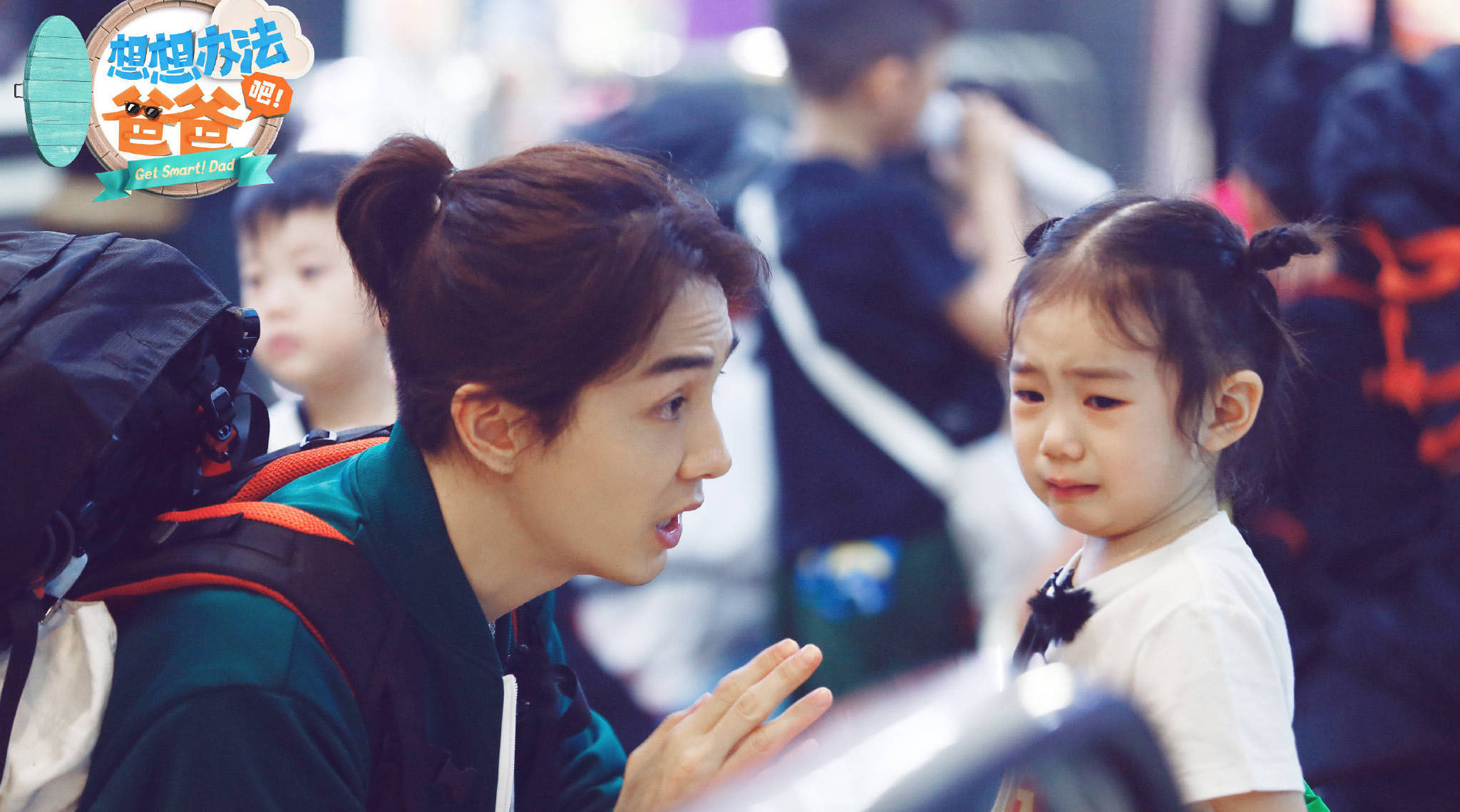 小戚薇哭的泪汪汪,李承铉哄lucky四部曲,又有方法,又有耐心