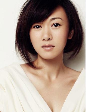 《与青春有关的日子》李白玲,处女作一鸣惊人,年近不惑婚姻成谜