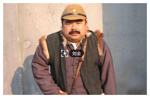 此人替鬼子做翻译官,娶日本媳妇,7个字让两万日军毙命!