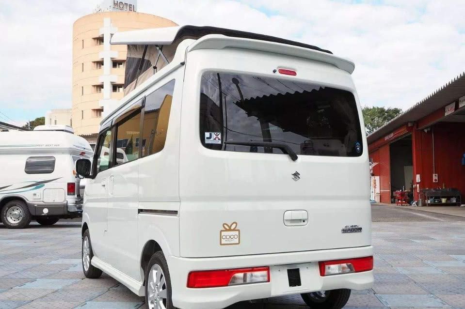 铃木虽然退出了中国市场,但是旗下的这款小型房车依然吸引眼球