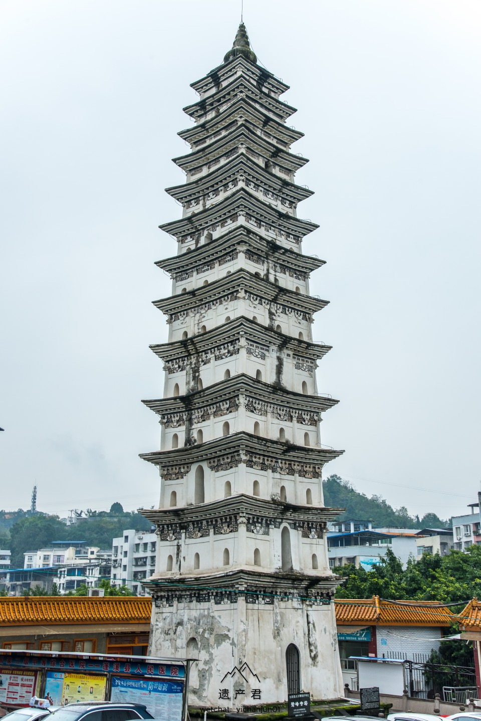 四川遂宁鹫峰寺塔