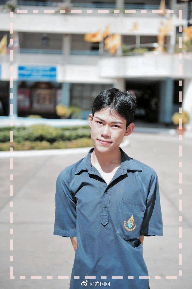 泰国新晋高中生网红 你喜欢哪个他