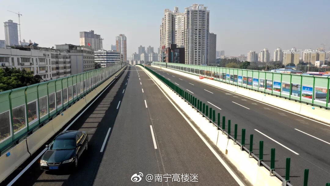 重磅南宁城市东西向快速路主线通车