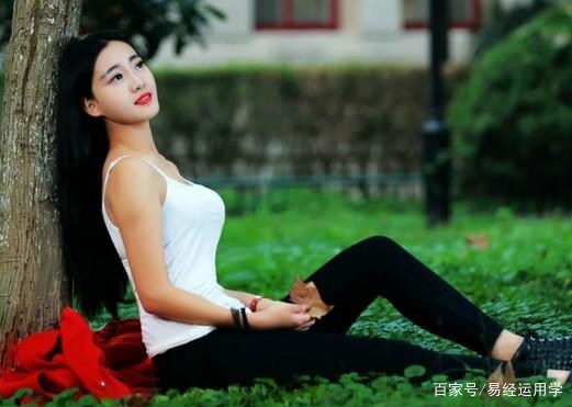 谢咏老师谈:八字看官运与官职大小