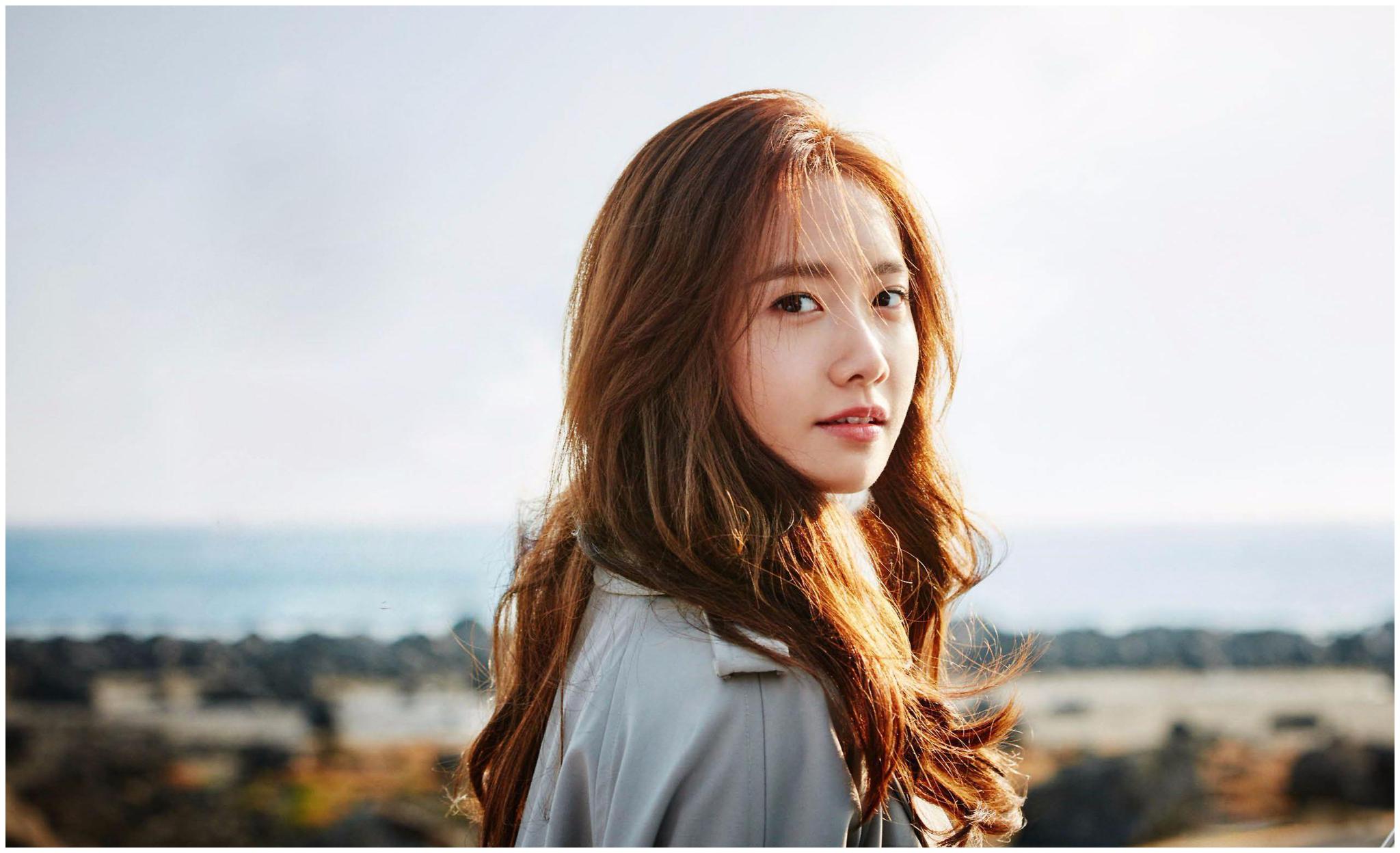 林允儿穿搭秀身材,不料腿型不好犯了一个大错