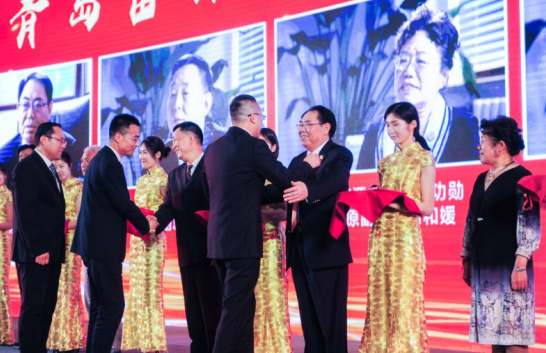 青岛富源集团创业二十周年暨创始人孙久学先生